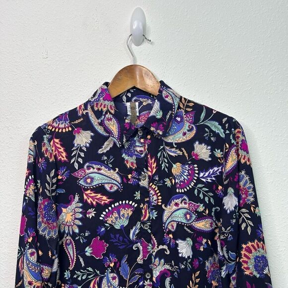 XCVI Purple Paisley Multicolor Button Up Hi Low Long Sleeve Tunic Top Size M - Picture 2 of 13